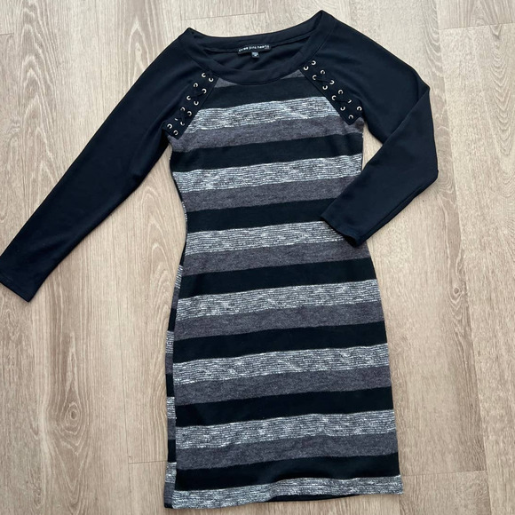 Three Pink Hearts XS Long Sleeve Fitted Black & Gray Horizontal Stripes - Picture 8 of 11